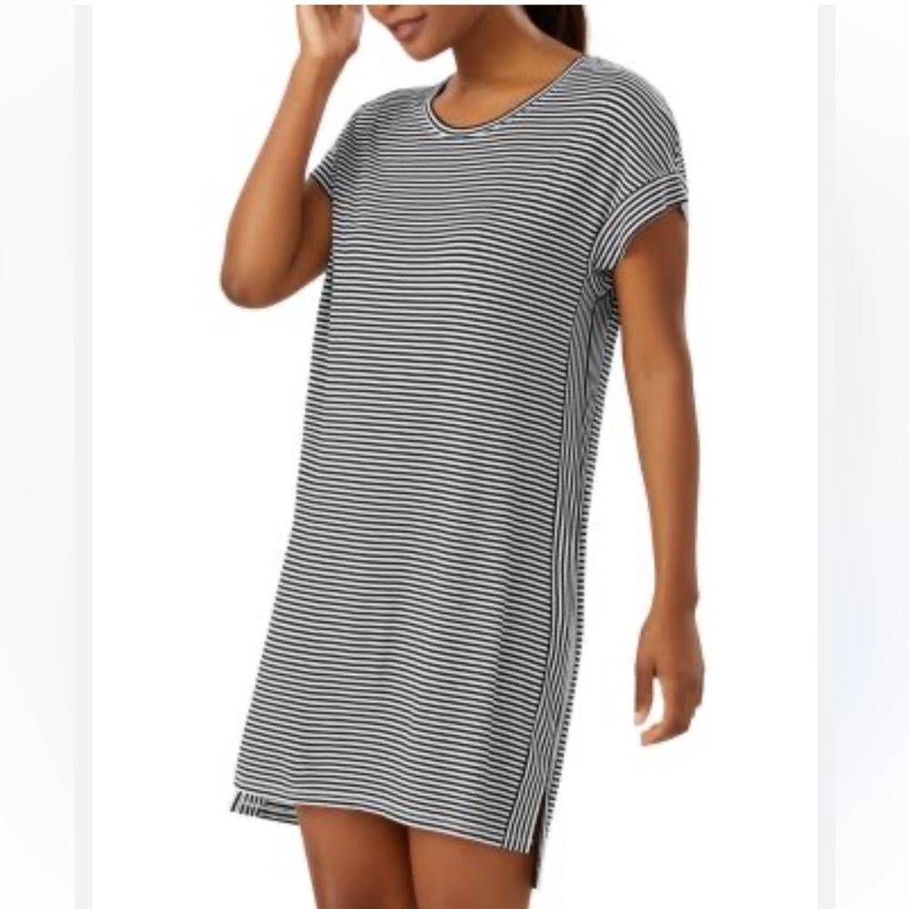 Tommy Bahama Sleeveless Dress With Black And White Stripes Size S